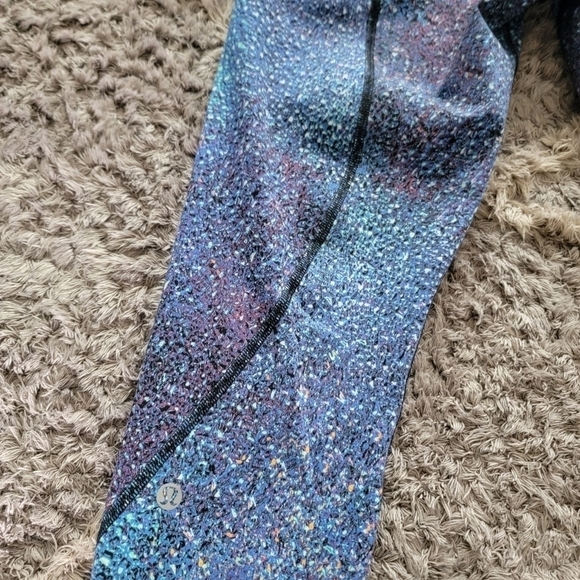 Lululemon Inspire Tight II 8 - Picture 12 of 14